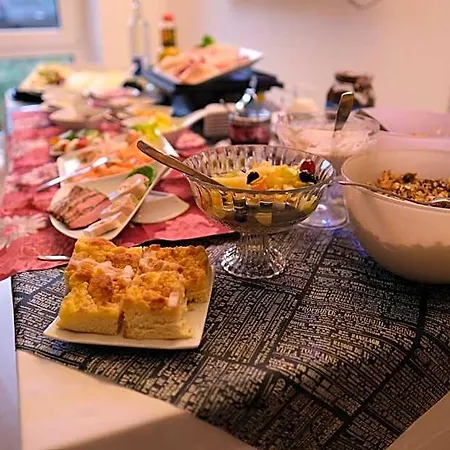 Zur Linde فندق مبيت وإفطار سالزجيتر